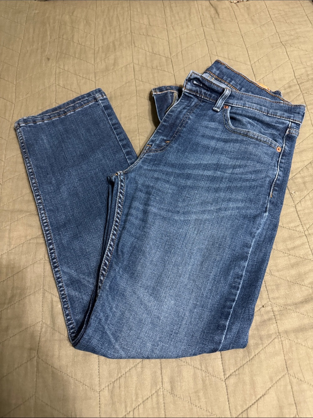Levi's 513 Slim Straight Jeans in Blue with Tan Patch